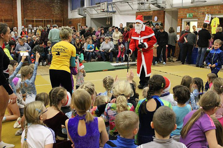 Jubil&auml;ums Weihnachtsturnen (1)