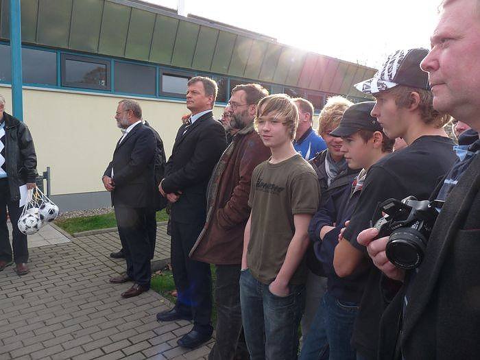 DFB Minispielfeld &uuml;bergeben