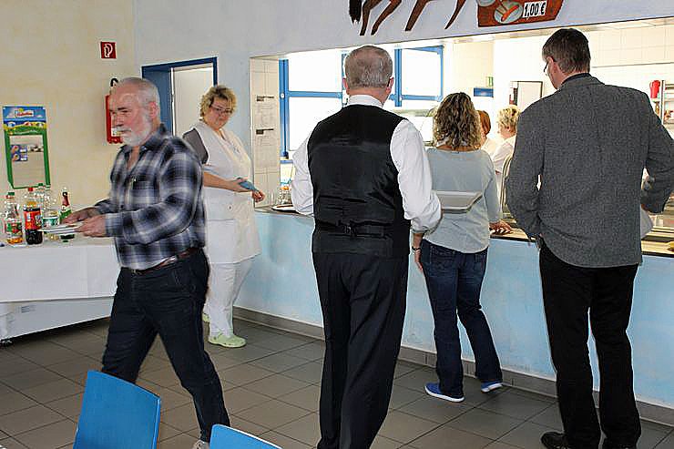 Restaurant des Herzens hatte ge&ouml;ffnet