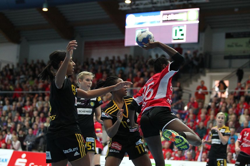 1. Halbzeit zwischen THC und IK S&auml;vehof