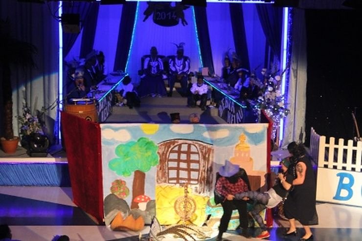 Blau-Wei&szlig; toppt den Ballermann