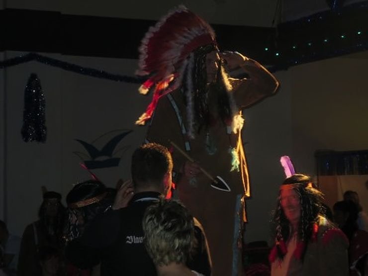 Blau-Wei&szlig; toppt den Ballermann