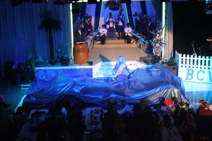 Blau-Wei&szlig; toppt den Ballermann (2)