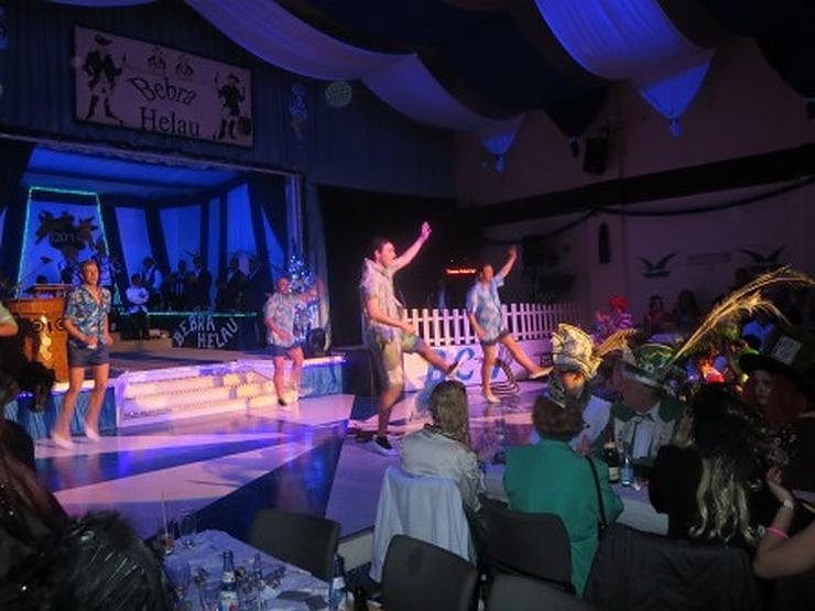 Blau-Wei&szlig; toppt den Ballermann (2)