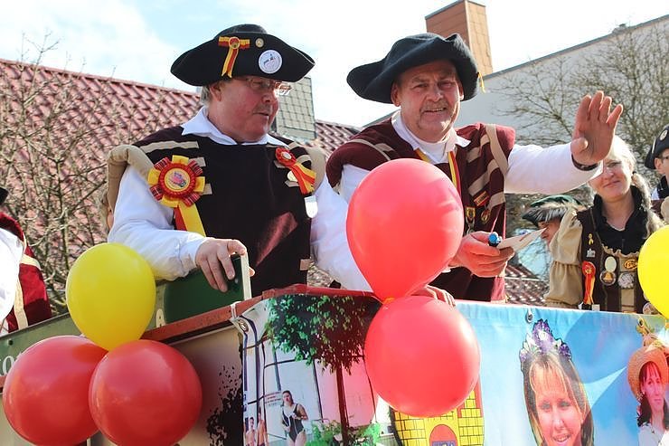 Rosensonntagsumzug in Bad Frankenhausen