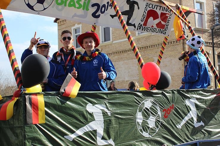 Rosensonntagsumzug in Bad Frankenhausen