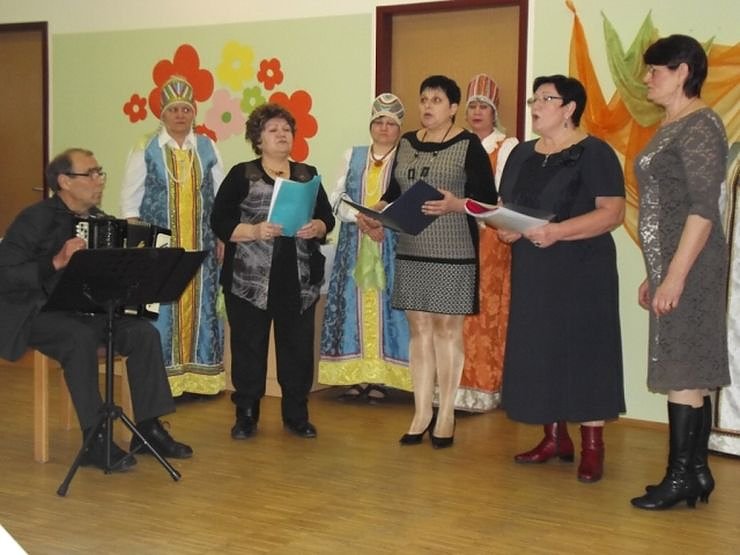 Frauentagsfeier mit G&auml;sten