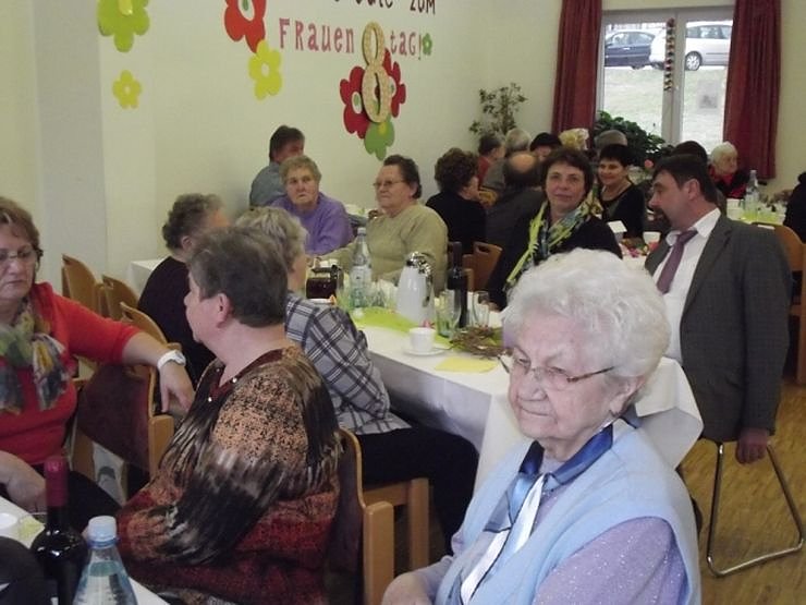 Frauentagsfeier mit G&auml;sten
