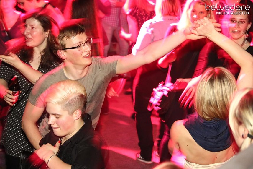 Geburtstagsparty im Jugendclubhaus