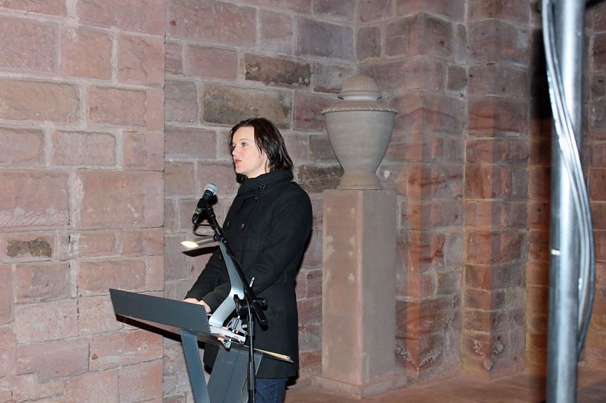 Kyffh&auml;user &uuml;bergeben