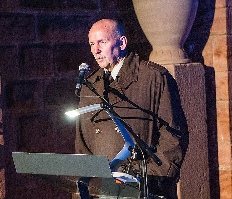 Schl&uuml;ssel am Kyffh&auml;user &uuml;bergeben