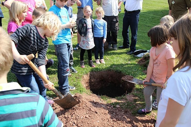 Zum Fest einen Baum gepflanzt