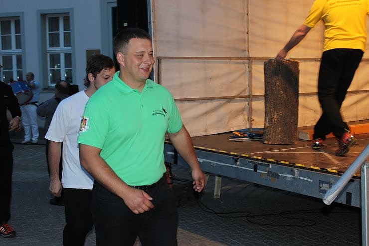 Maibaumk&ouml;nig kommt aus Duisburg