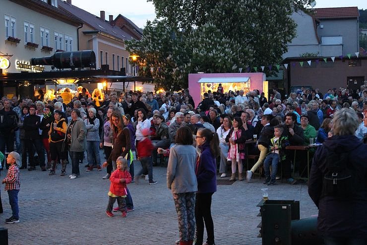 Maibaumk&ouml;nig kommt aus Duisburg