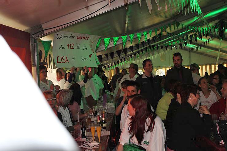 Wahl der Fliederk&ouml;nigin