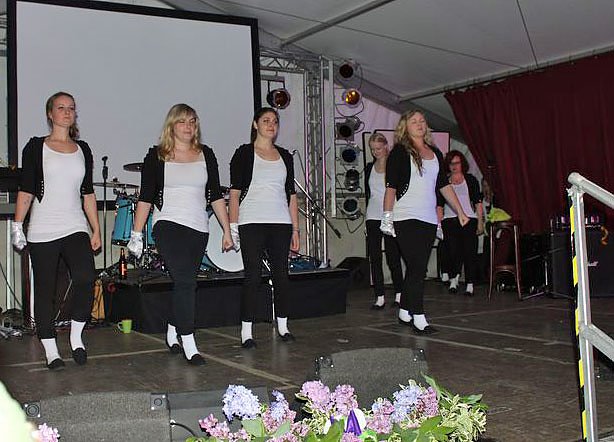 Wahl der Fliederk&ouml;nigin