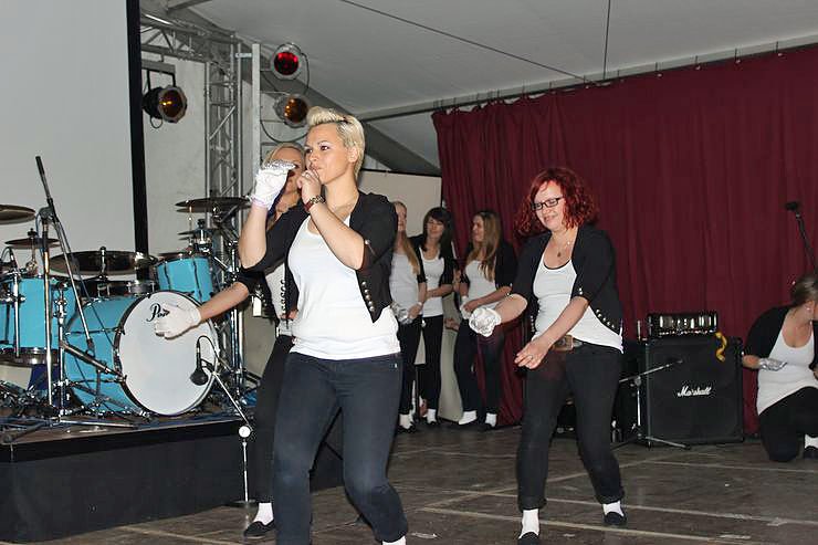 Wahl der Fliederk&ouml;nigin