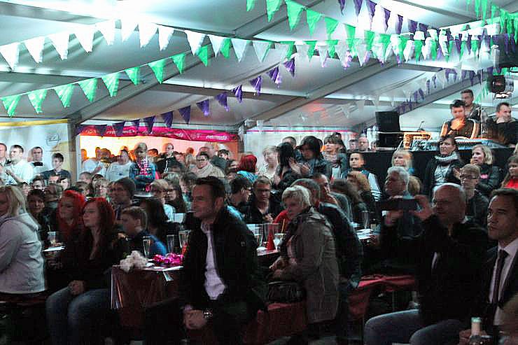 Wahl der Fliederk&ouml;nigin