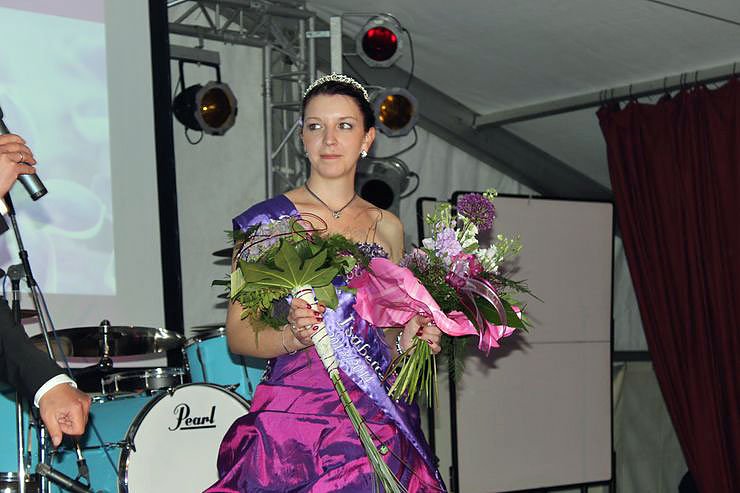 Wahl der Fliederk&ouml;nigin