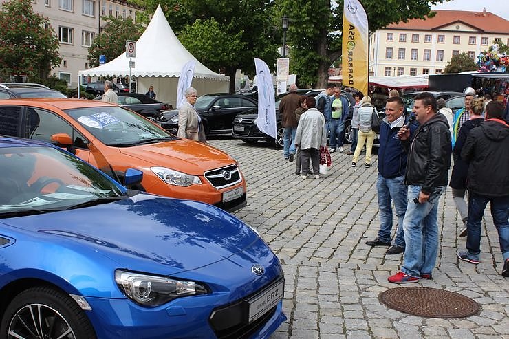 Fliederfest mit Markt
