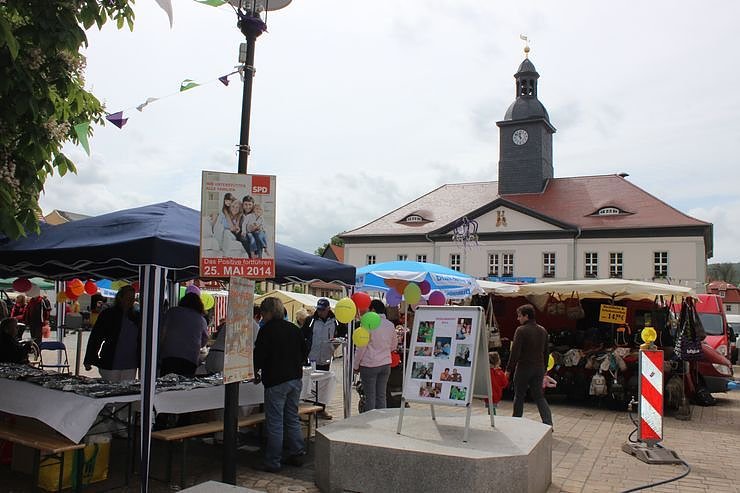 Fliederfest mit Markt