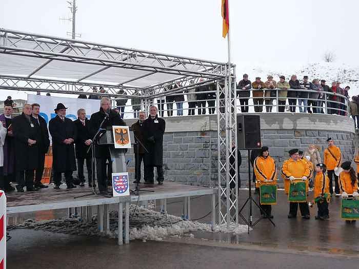 Er&ouml;ffnung Schm&uuml;cketunnel