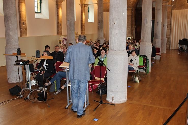 Lass die Sprache aus dem Sack