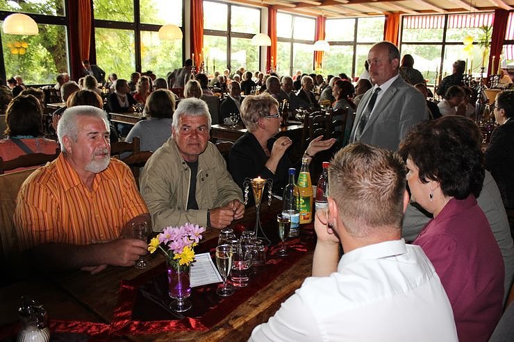 Erste Ehrenamtcards vergeben