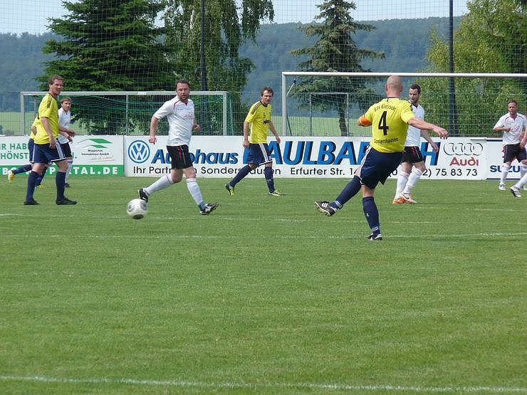 Eintracht gegen Geratal am G&ouml;ldner