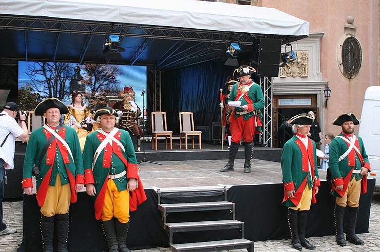 Der F&uuml;rst kommt