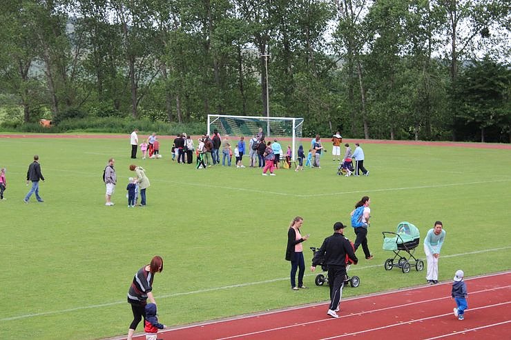 Musikalische Unterst&uuml;tzung kam vom Fanfarenzug.