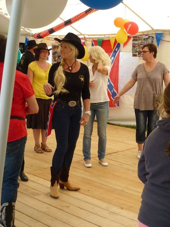 Line Dance Party in Gundersleben