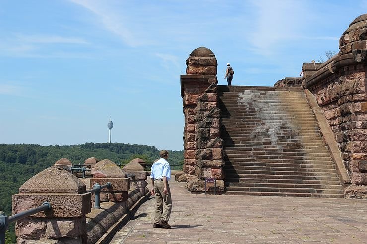 Kyffh&auml;userdenkmal &uuml;bergeben