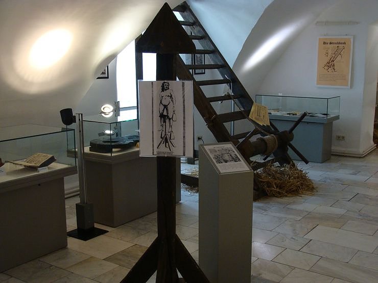 Ausstellung er&ouml;ffnet