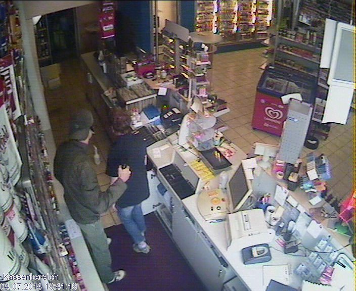 &Uuml;berfall auf Tankstelle