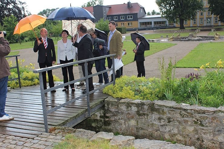 Ministerpr&auml;sidentin besucht Kleinod