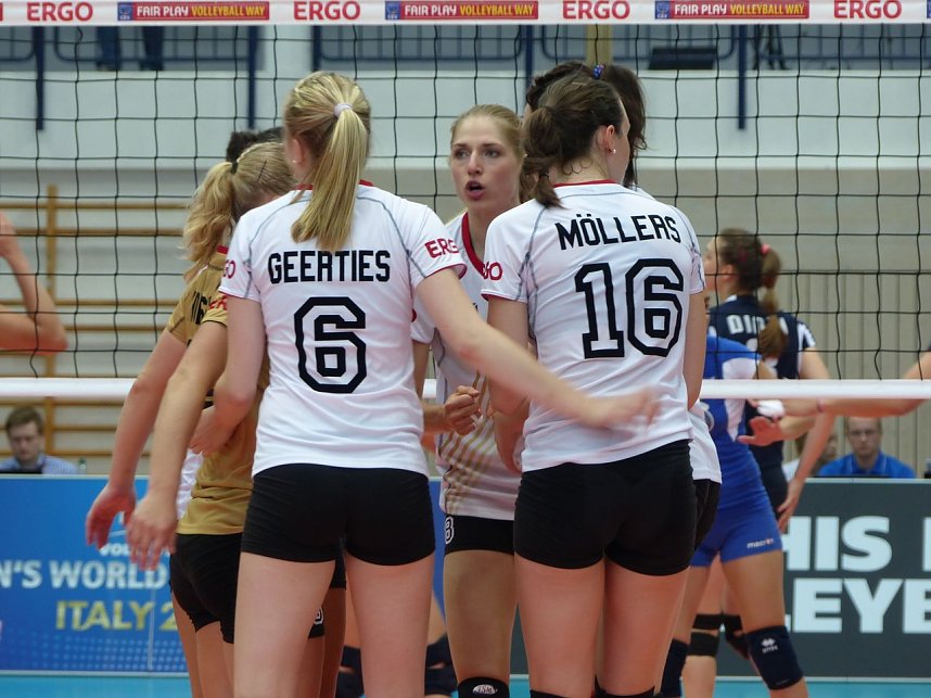 Volleyball in der Wiedigsburghalle