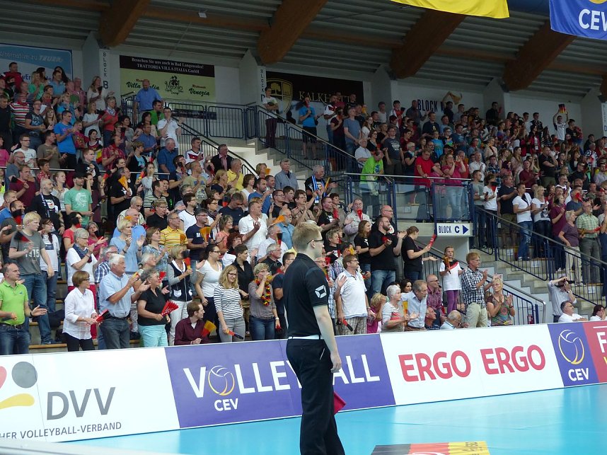 Volleyball in der Wiedigsburghalle