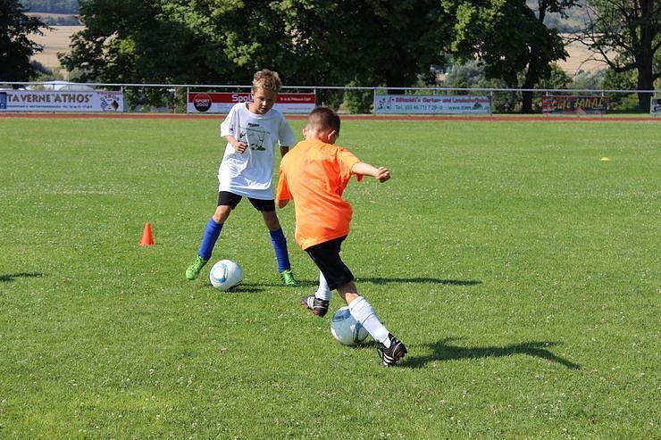 Volles Training bei der Fu&szlig;ballschule