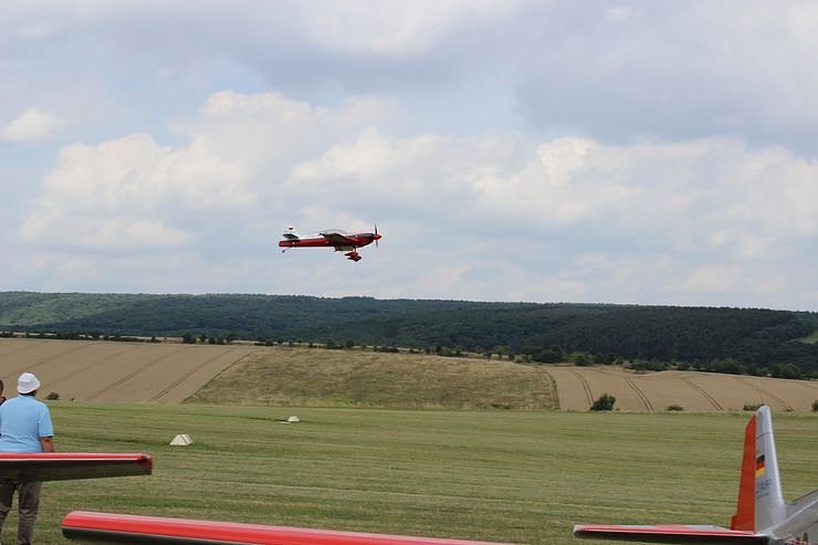 Morgen gro&szlig;e Flugschau