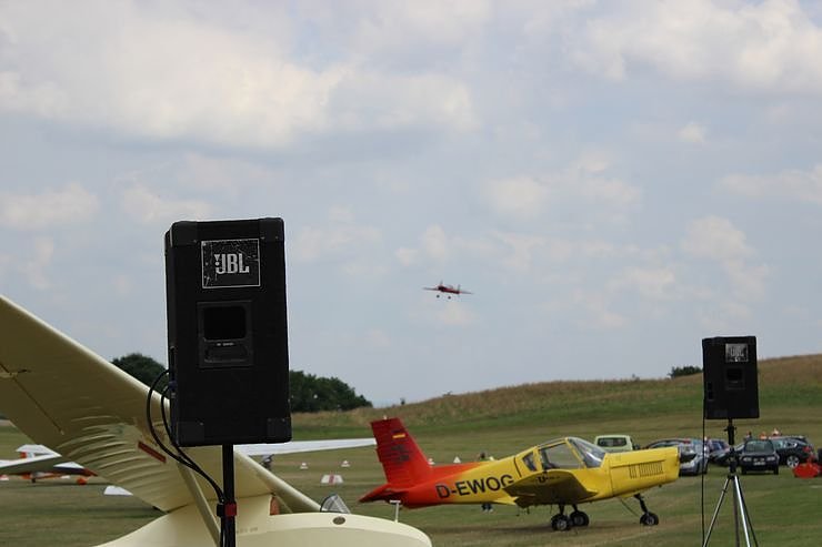 Morgen gro&szlig;e Flugschau