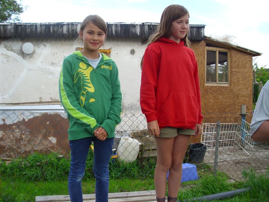 Spielenachmittag in Gartenanlage