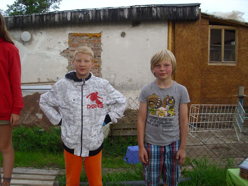 Spielenachmittag in Gartenanlage