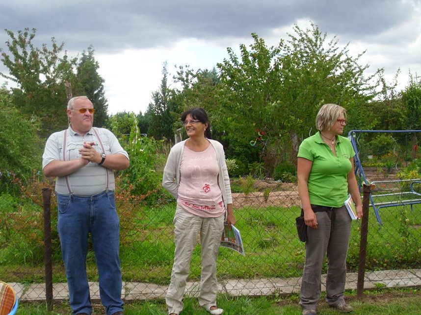 Spielenachmittag in Gartenanlage