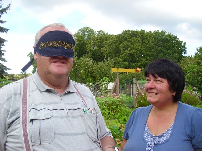 Spielenachmittag in Gartenanlage