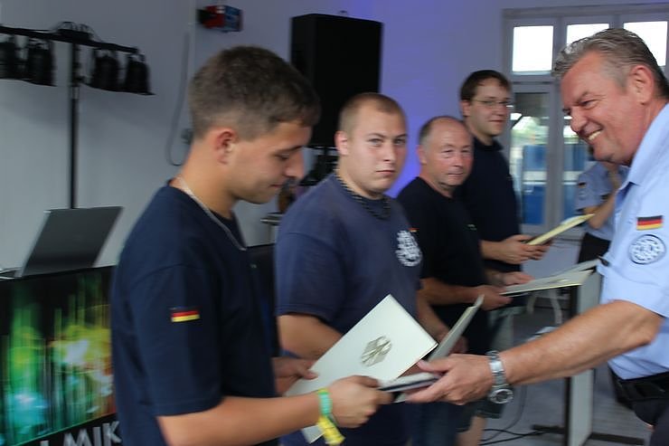 THW famili&auml;r gefeiert