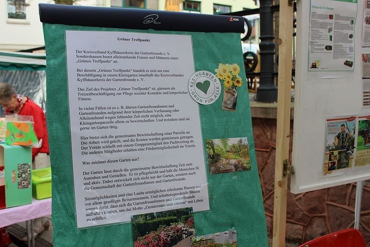 Besuch beim Pflanzenmarkt lohnt