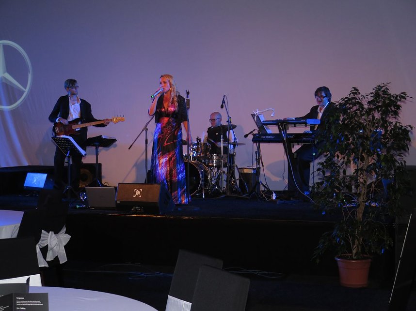 Premiere des S-Coup&eacute;