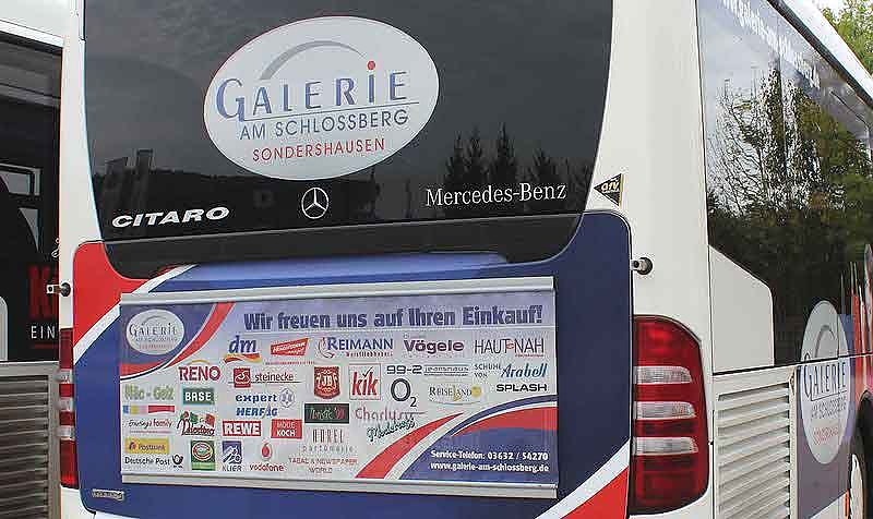 Werbebus pr&auml;sentiert