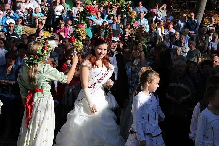 Massenandrang an der Barbarossah&ouml;hle